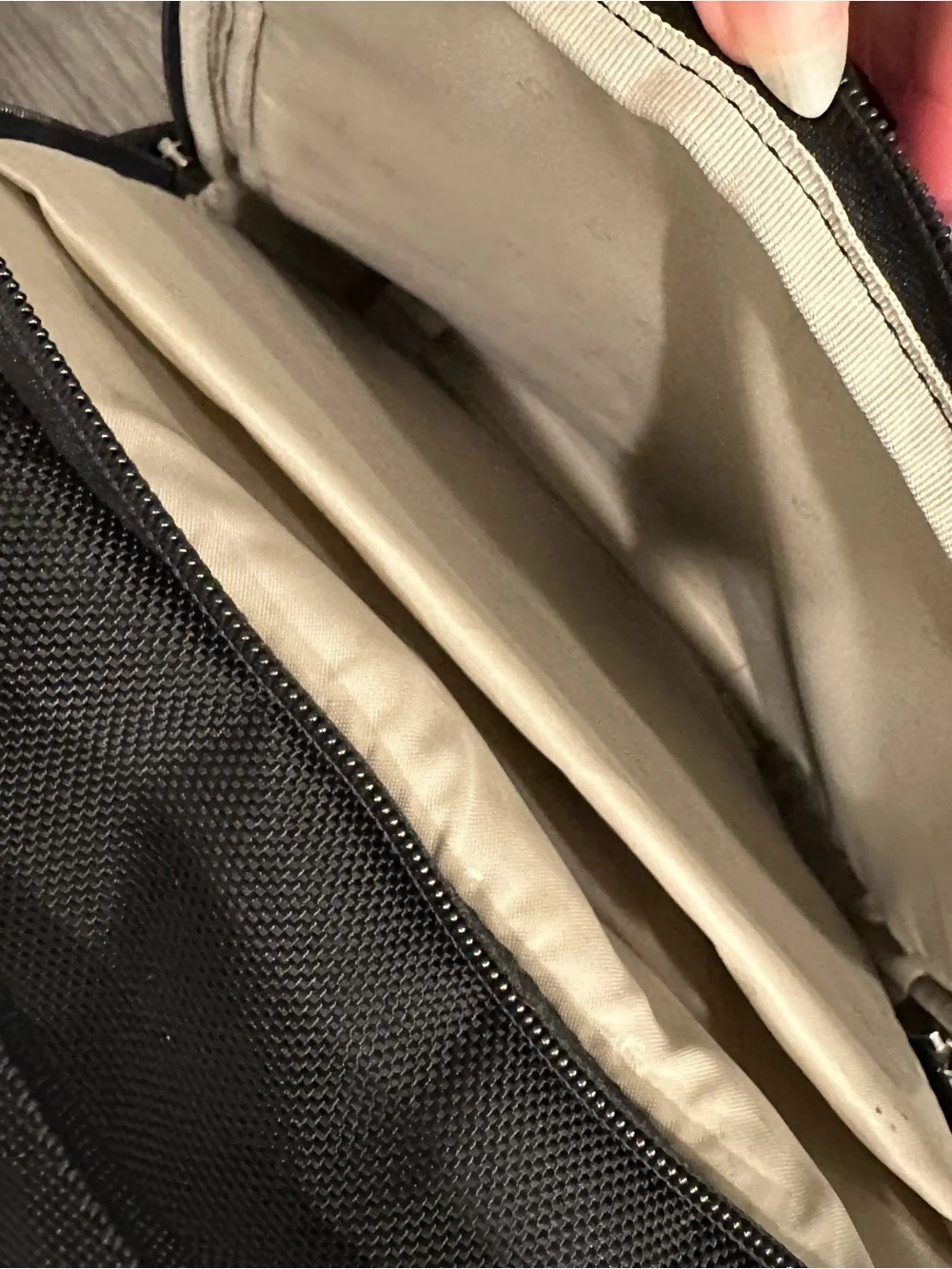 Samsonite used main